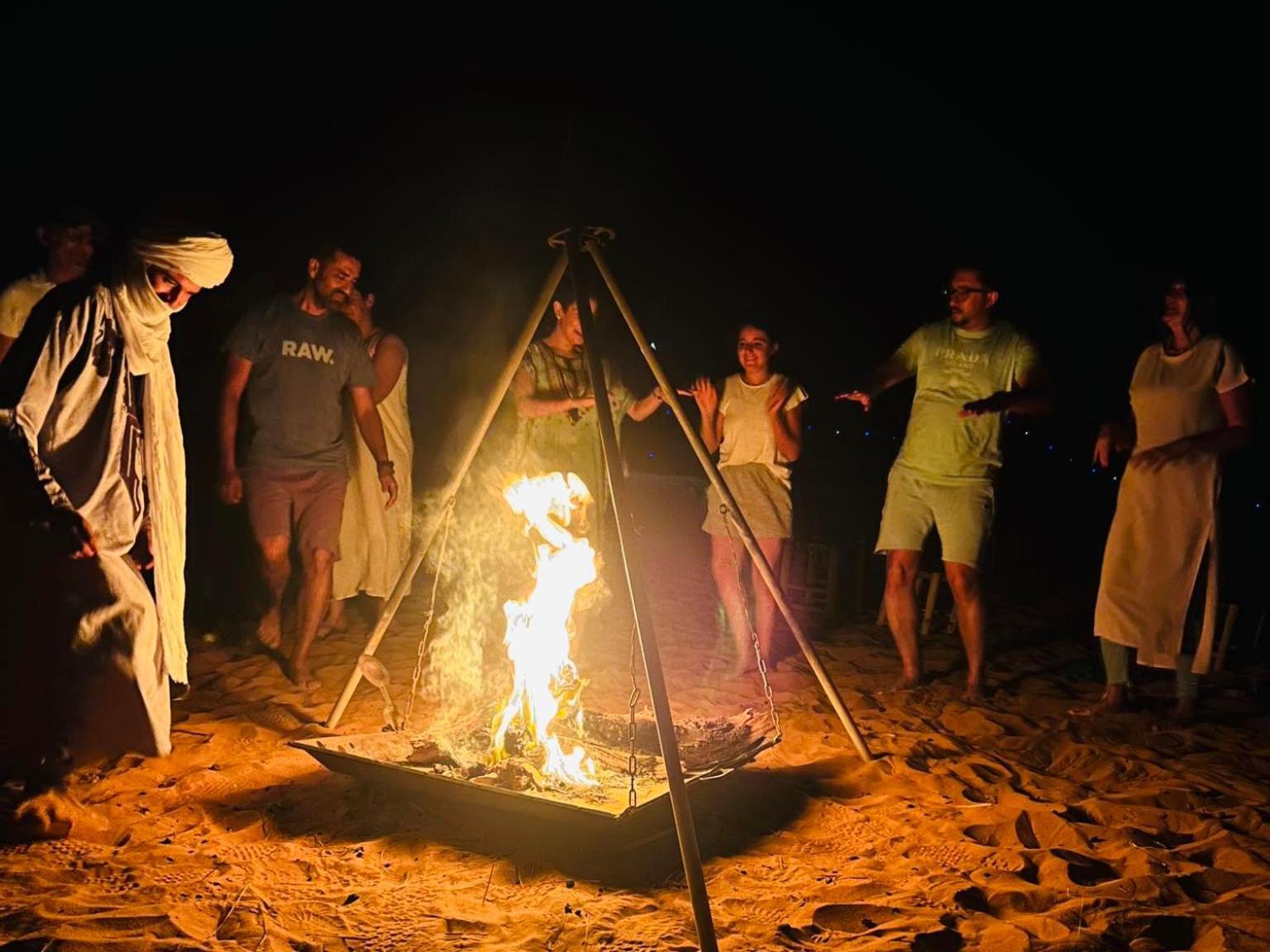Camp Under Stars (Adults Only) Hotel Merzouga Exterior photo